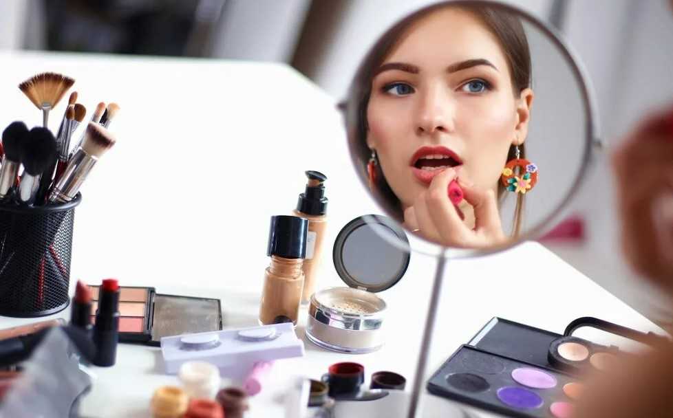 Косметика для профессионалов для создания безупречного образа